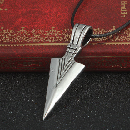 European And American Triangle Arrow Retro Necklace Men