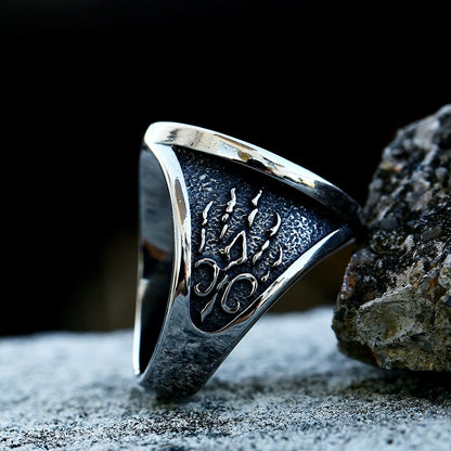 Lunar Wolf Arcana Ring